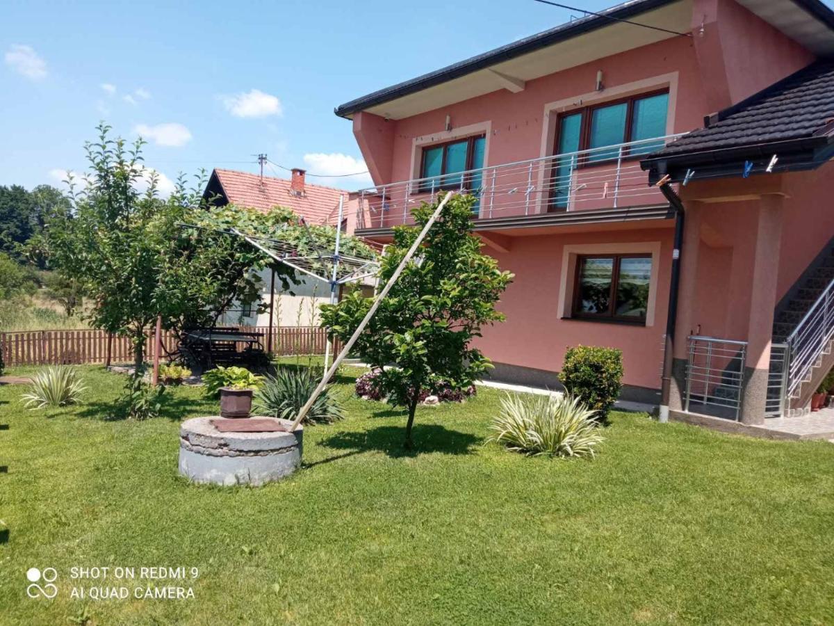 Guest House Ahmo Halilcevic Dubrave Gornje Exteriör bild
